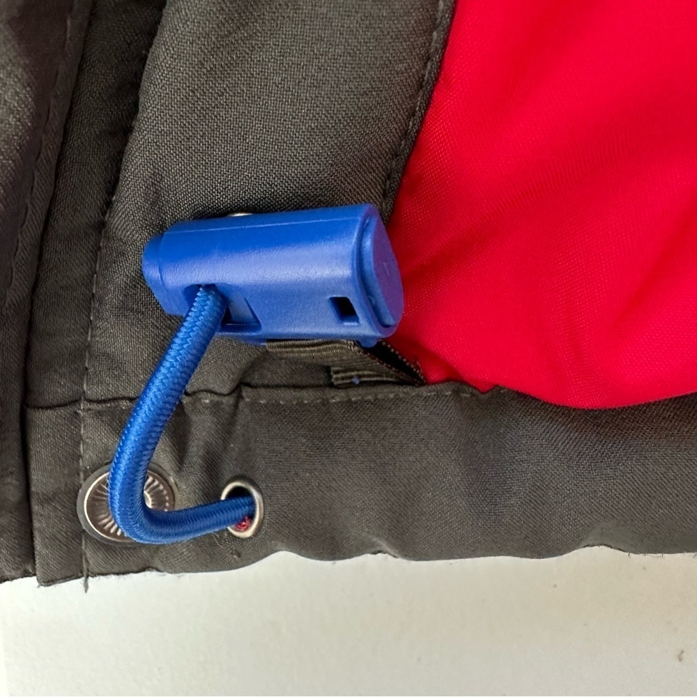 The north face boys large jacket - Picture 7 of 16